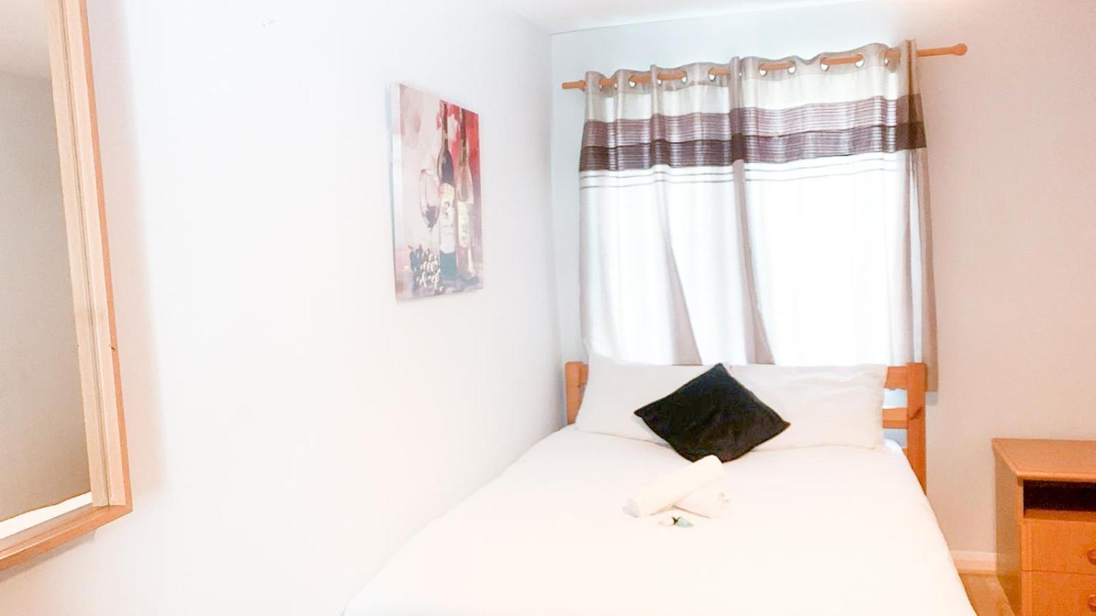 Lovely, Cosy & Central 3 Bed House Near Station Gillingham (Kent) Exterior foto